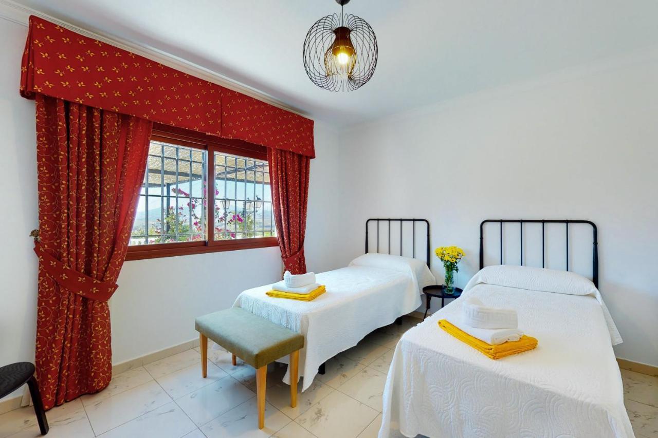Finca Puerto Ermita - Cerca Malaga 20Km - Pizarra Eksteriør billede